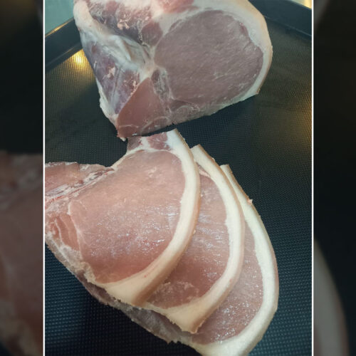Pork Loin Chops rind on 1kg