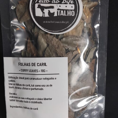 Folhas de Caril